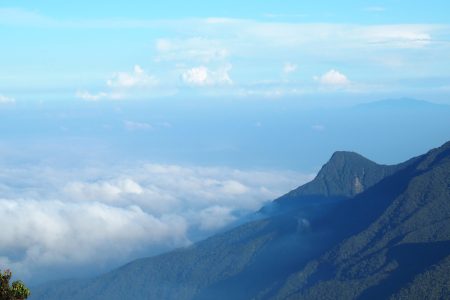 Gunung Yong Belar