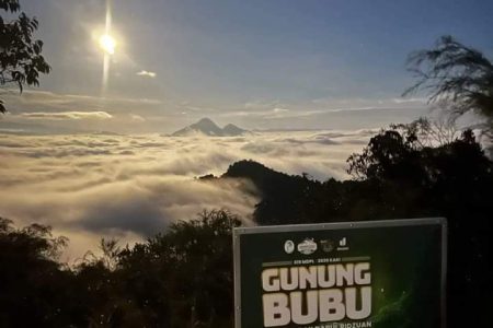 Gunung Bubu 619m